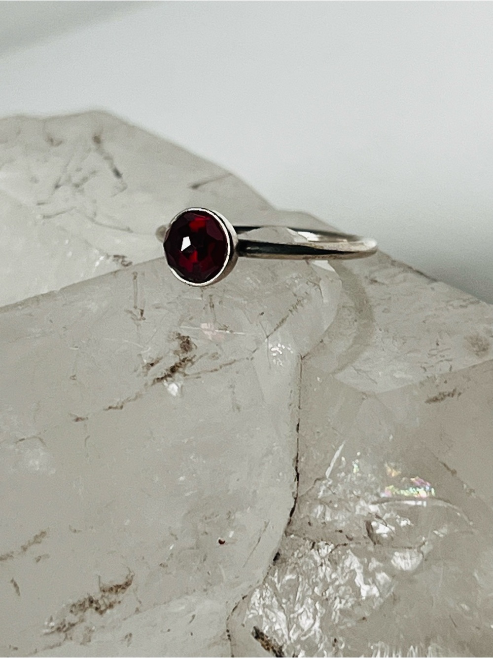 Pandora Sterling Silver (925) Solitaire Birthstone Ring - Approximately Size 6 - Picture 6 of 10